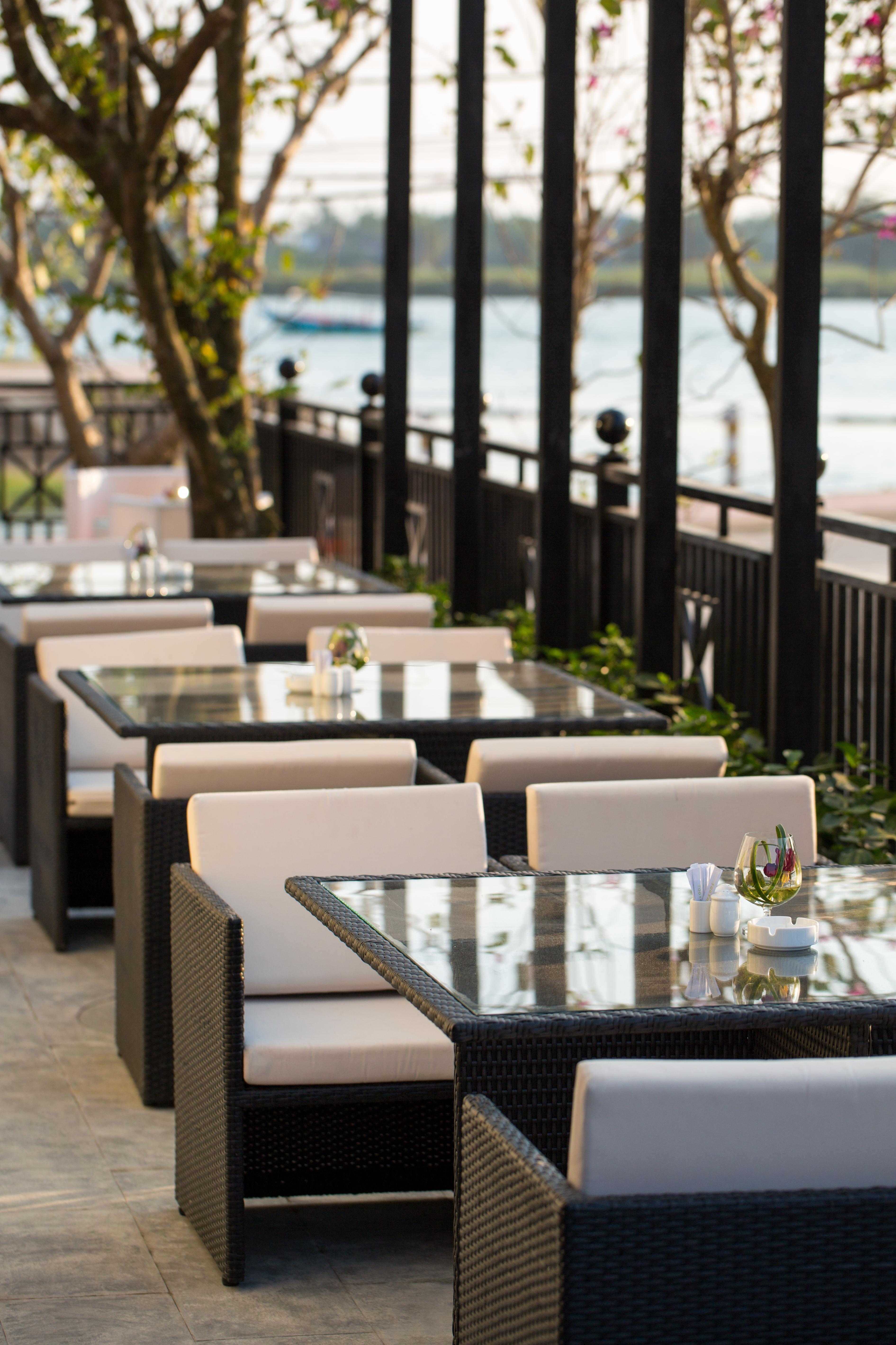 Royal Riverside Hoi An Hotel & Spa Bagian luar foto