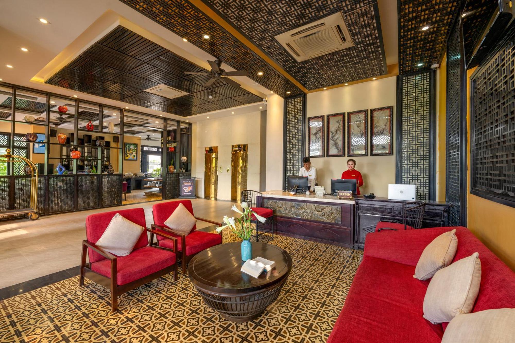 Royal Riverside Hoi An Hotel & Spa Bagian luar foto