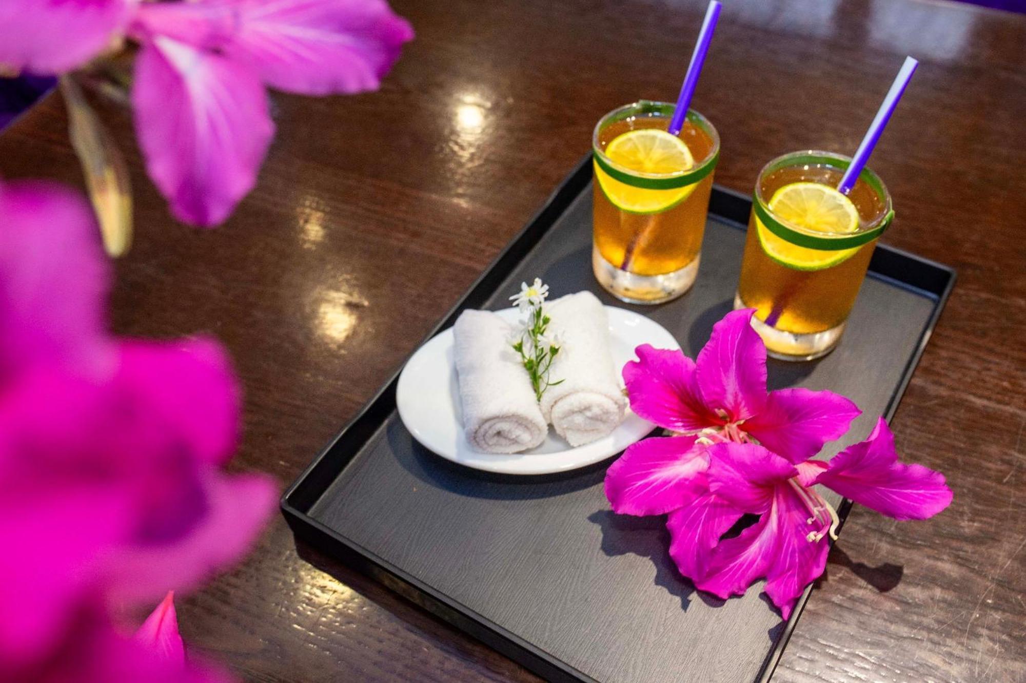 Royal Riverside Hoi An Hotel & Spa Bagian luar foto